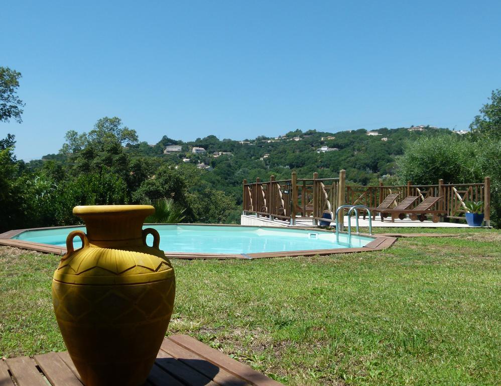Apartament Soleil Rouge Les Adrets-de-l'Esterel Zewnętrze zdjęcie