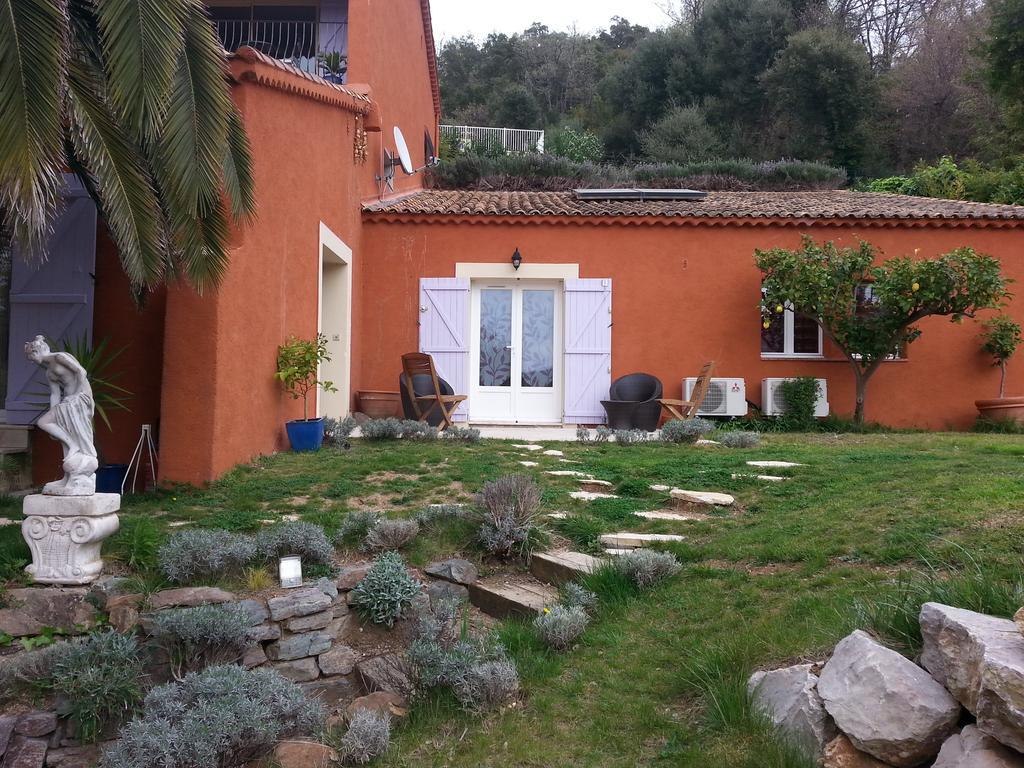 Apartament Soleil Rouge Les Adrets-de-l'Esterel Zewnętrze zdjęcie